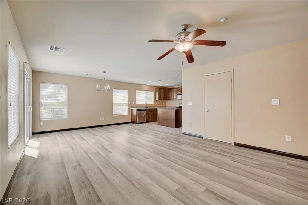 7333 Camden Pine, Las Vegas, NV 89129