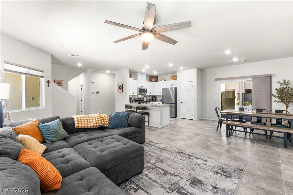 7489 Onyx Star, North Las Vegas, NV 89084