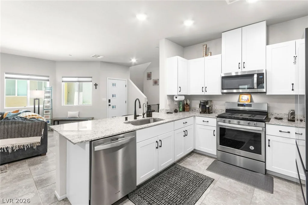 7489 Onyx Star, North Las Vegas, NV 89084