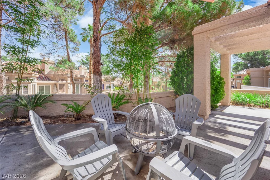 8170 Round Hills, Las Vegas, NV 89113