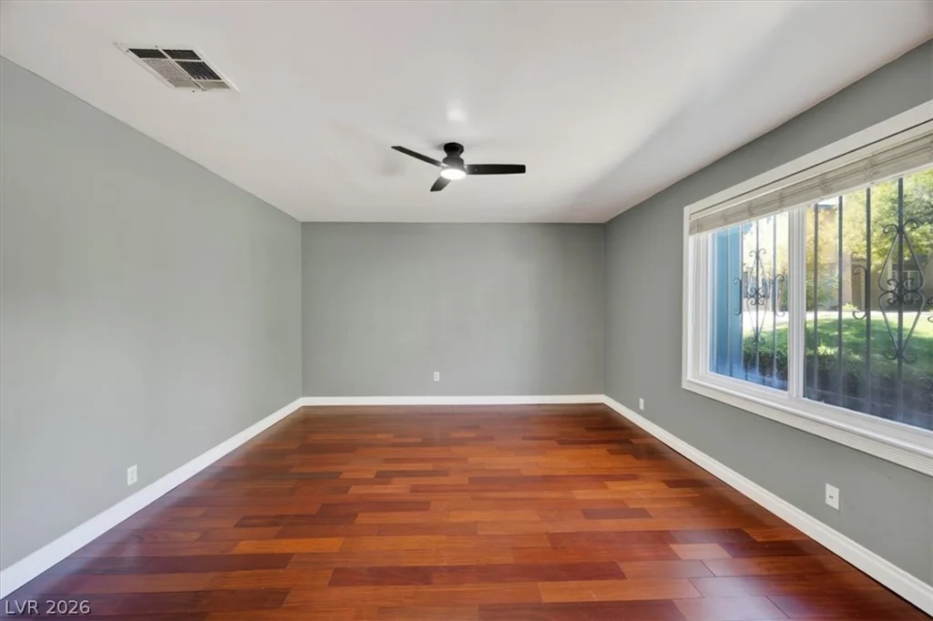 3688 Garden South, Las Vegas, NV 89121