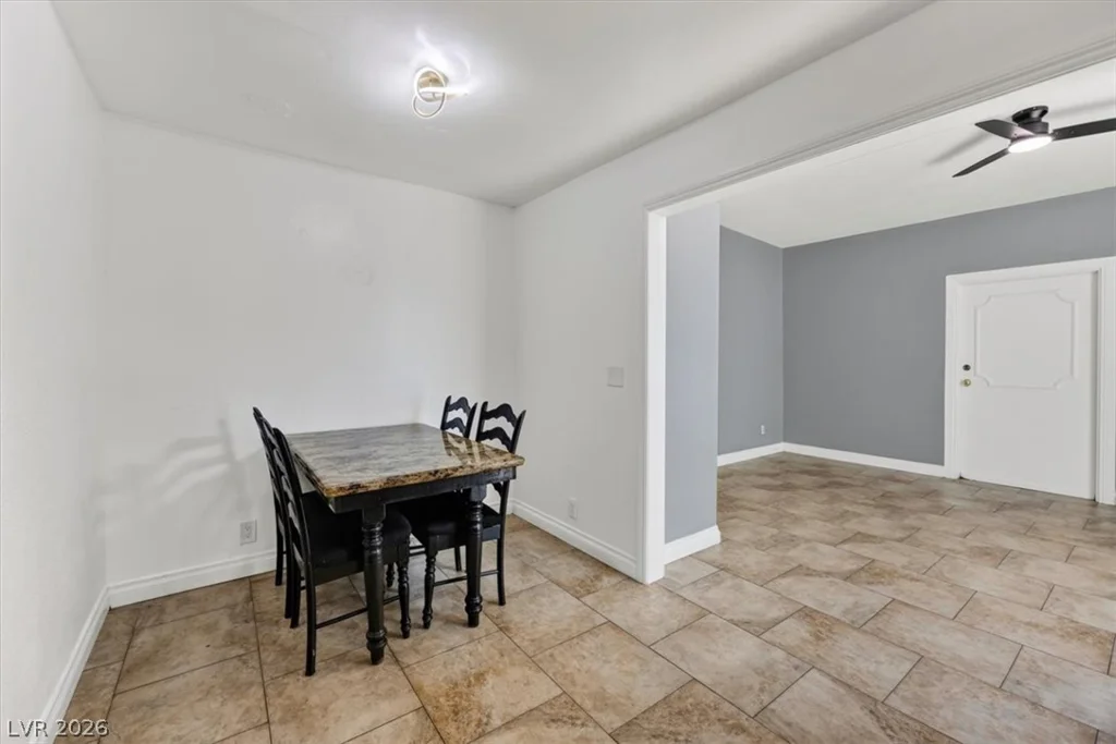 3688 Garden South, Las Vegas, NV 89121
