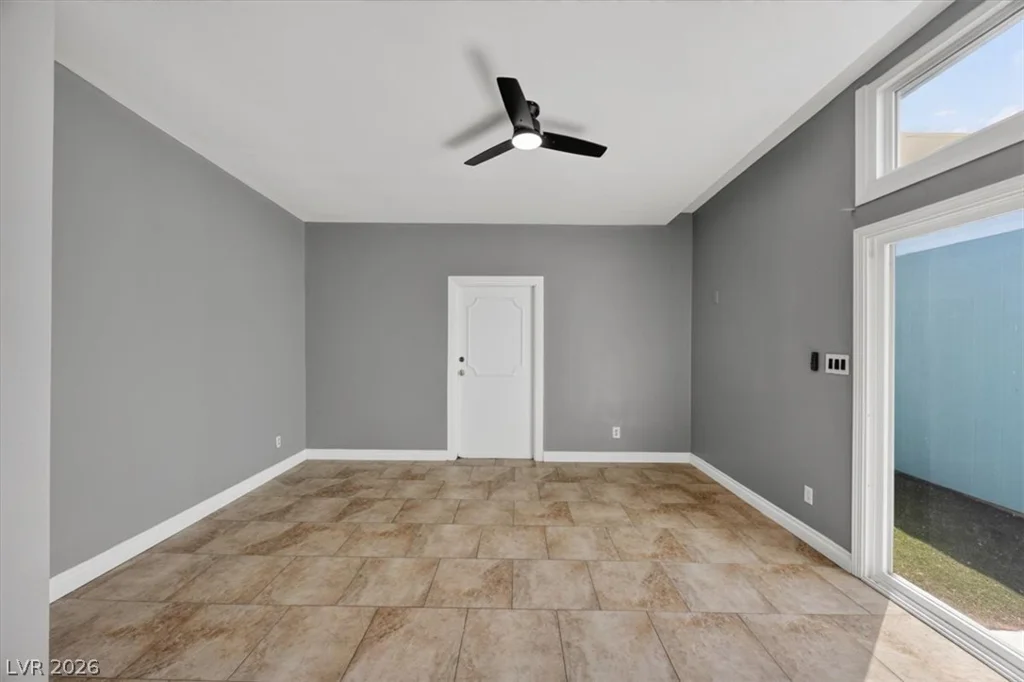 3688 Garden South, Las Vegas, NV 89121