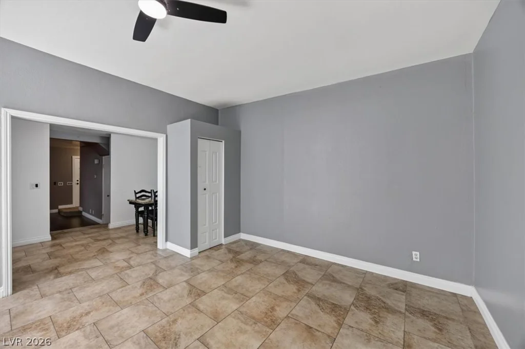 3688 Garden South, Las Vegas, NV 89121