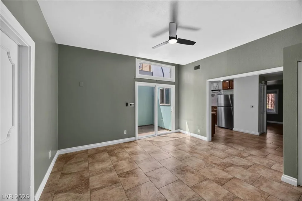 3688 Garden South, Las Vegas, NV 89121