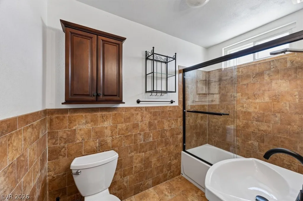 3688 Garden South, Las Vegas, NV 89121