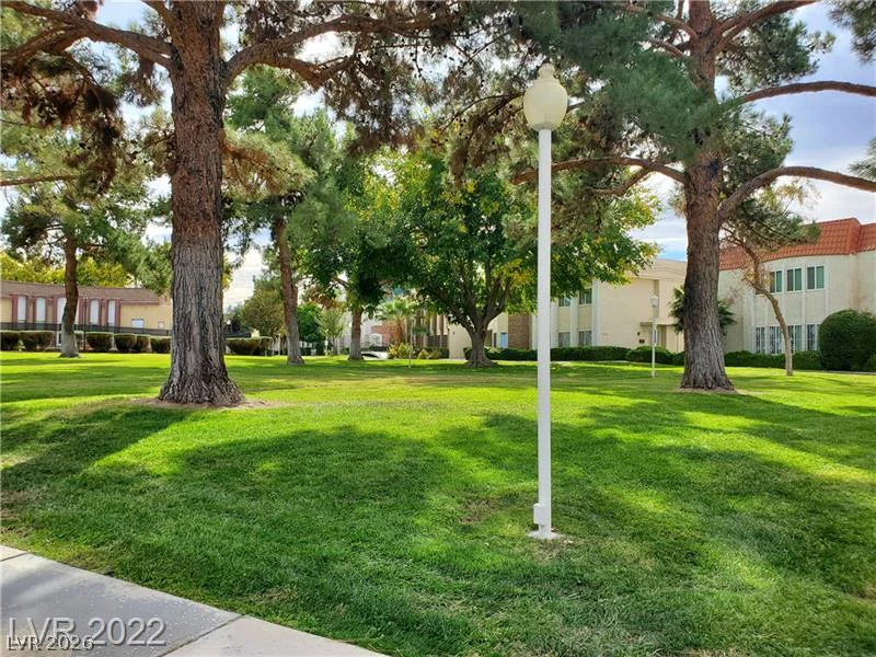 3688 Garden South, Las Vegas, NV 89121