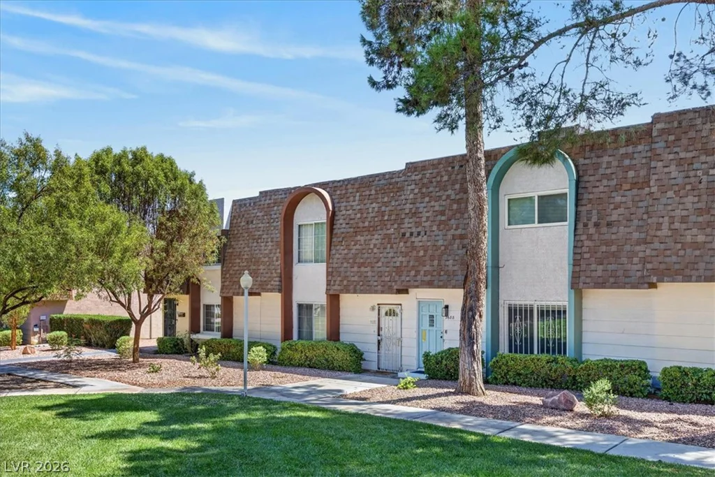 3688 Garden South, Las Vegas, NV 89121