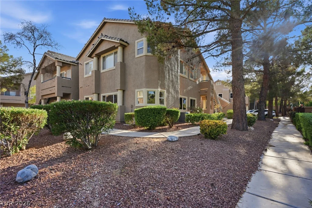 2000 Turquoise Ridge, Las Vegas, NV 89117