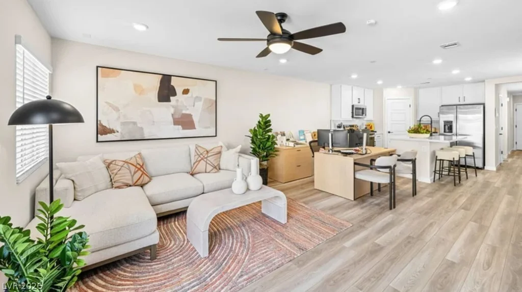 2132 Abraham, Las Vegas, NV 89106