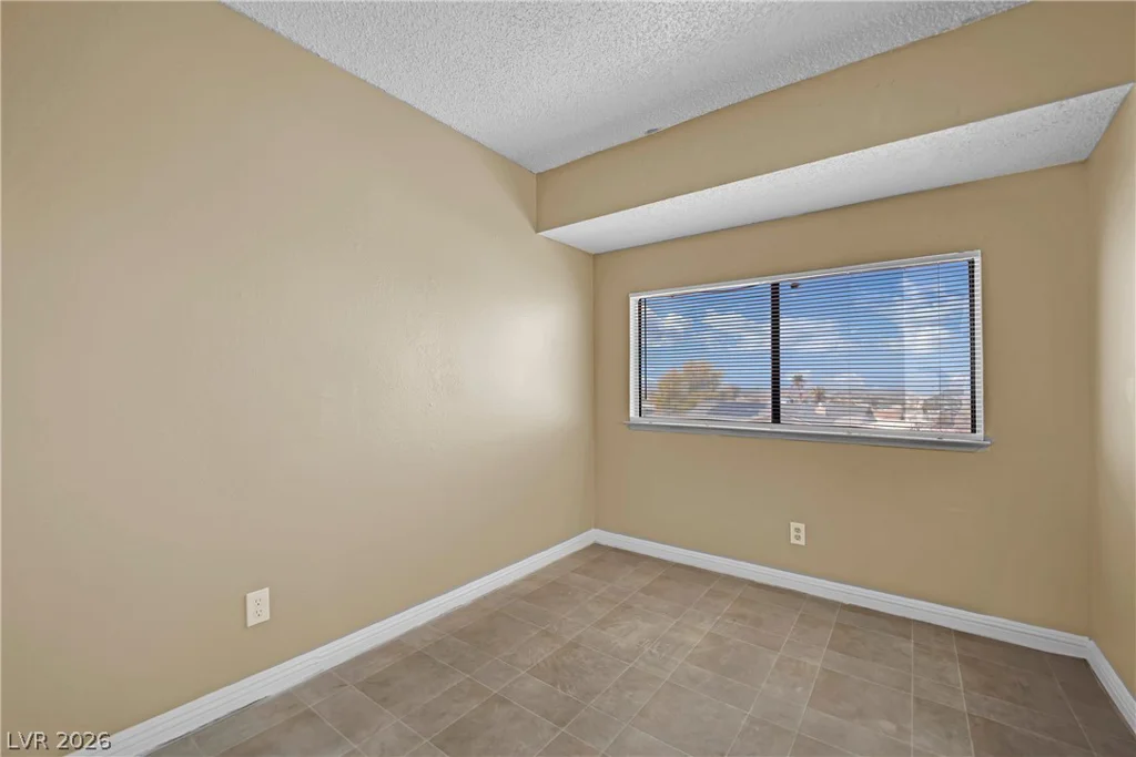 2341 Exeter, Las Vegas, NV 89156