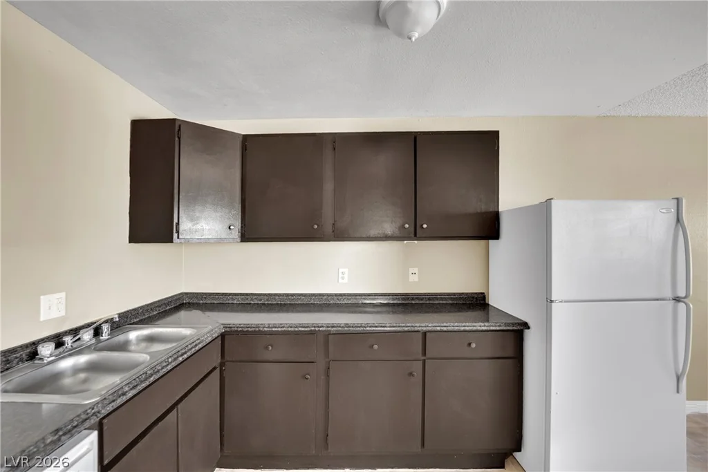 2341 Exeter, Las Vegas, NV 89156