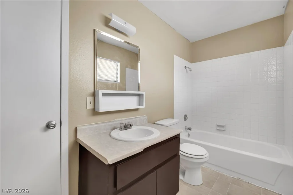 2341 Exeter, Las Vegas, NV 89156