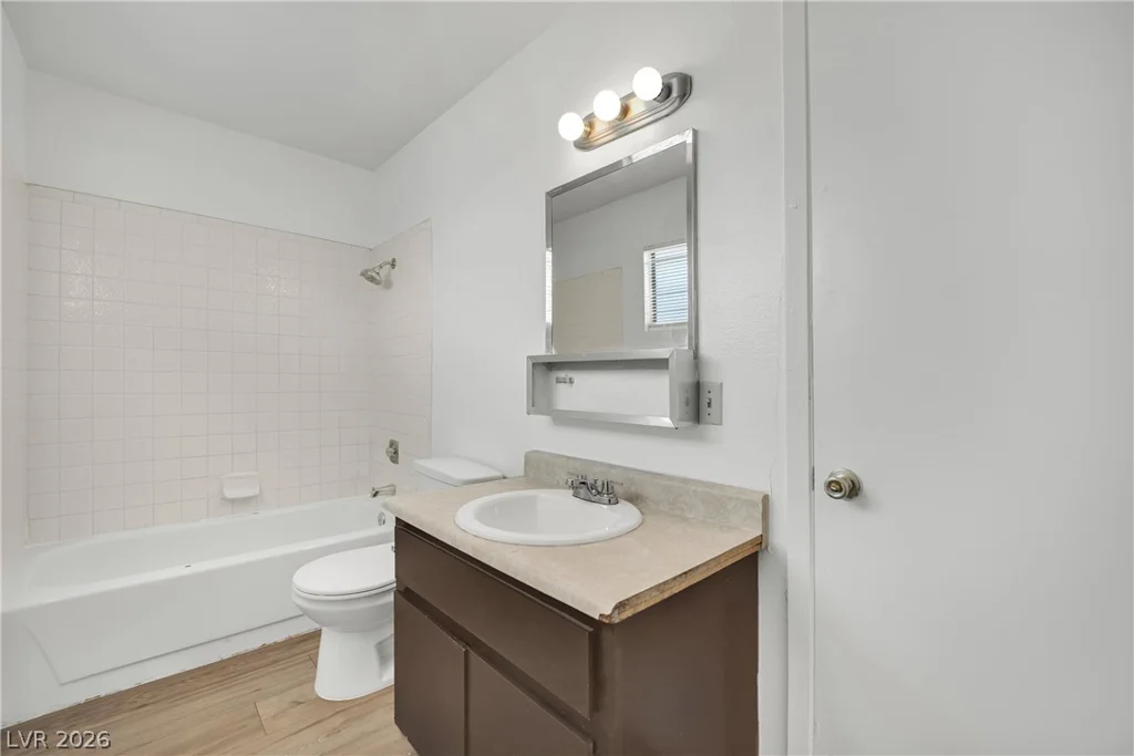 2341 Exeter, Las Vegas, NV 89156
