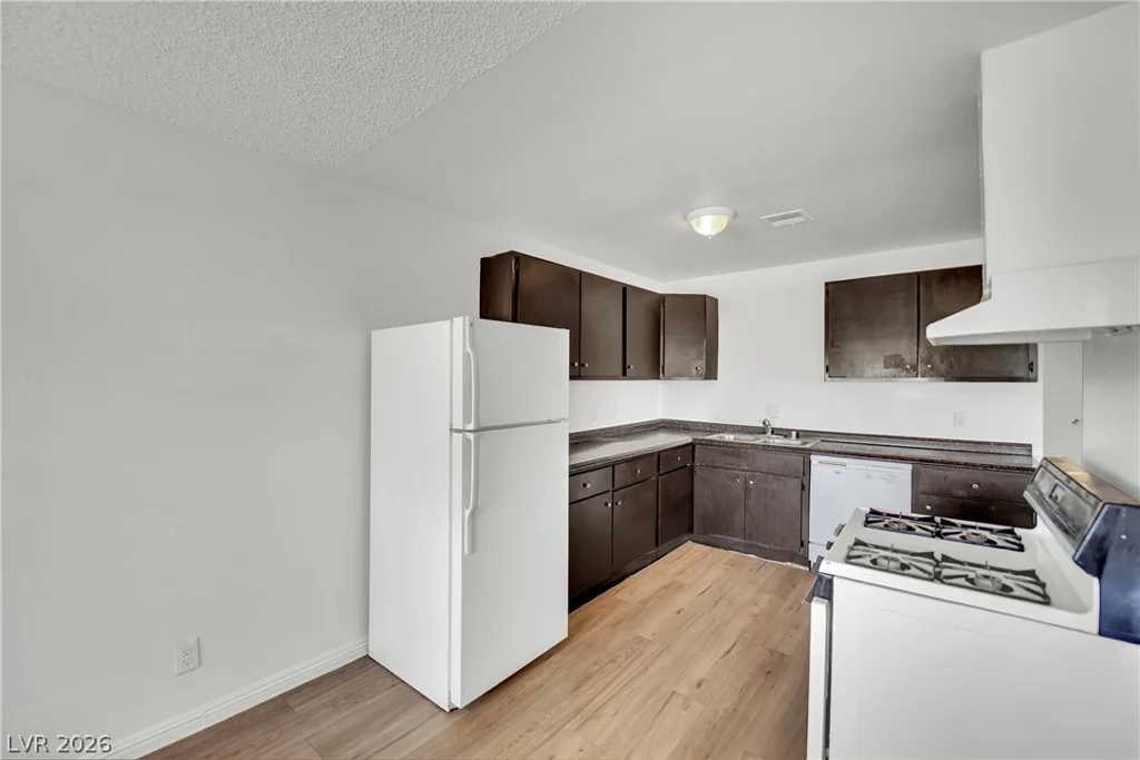 2341 Exeter, Las Vegas, NV 89156