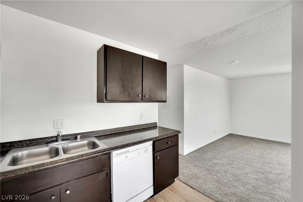 2341 Exeter, Las Vegas, NV 89156