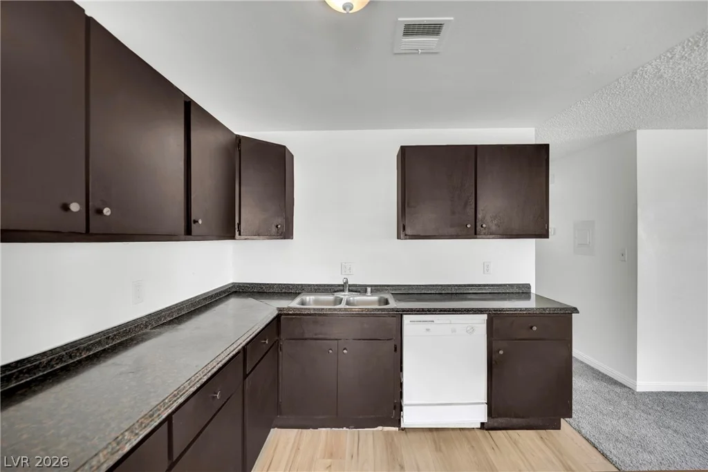 2341 Exeter, Las Vegas, NV 89156