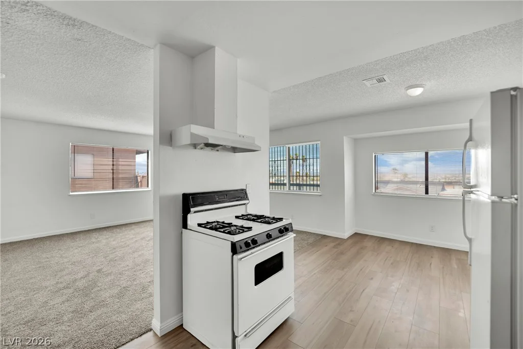 2341 Exeter, Las Vegas, NV 89156
