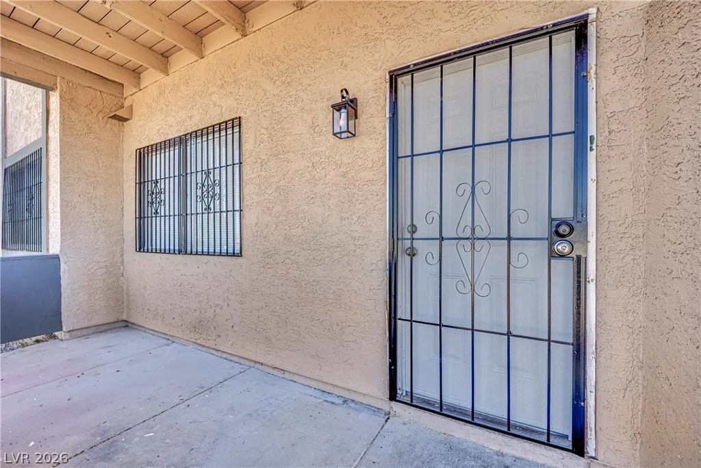 2341 Exeter, Las Vegas, NV 89156