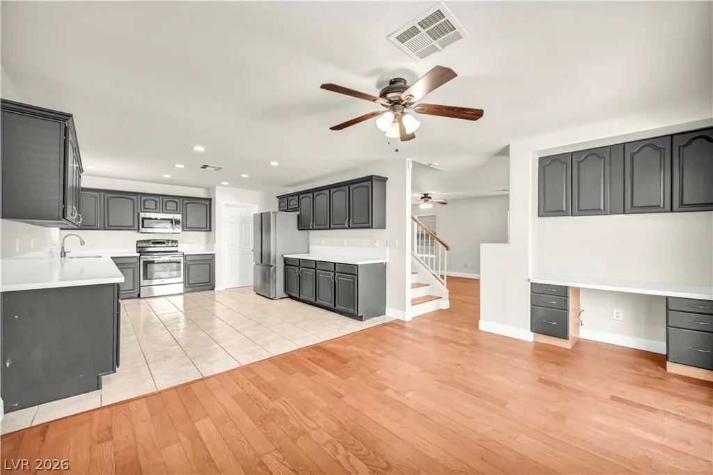 8616 MAJESTIC PINE, Las Vegas, NV 89143