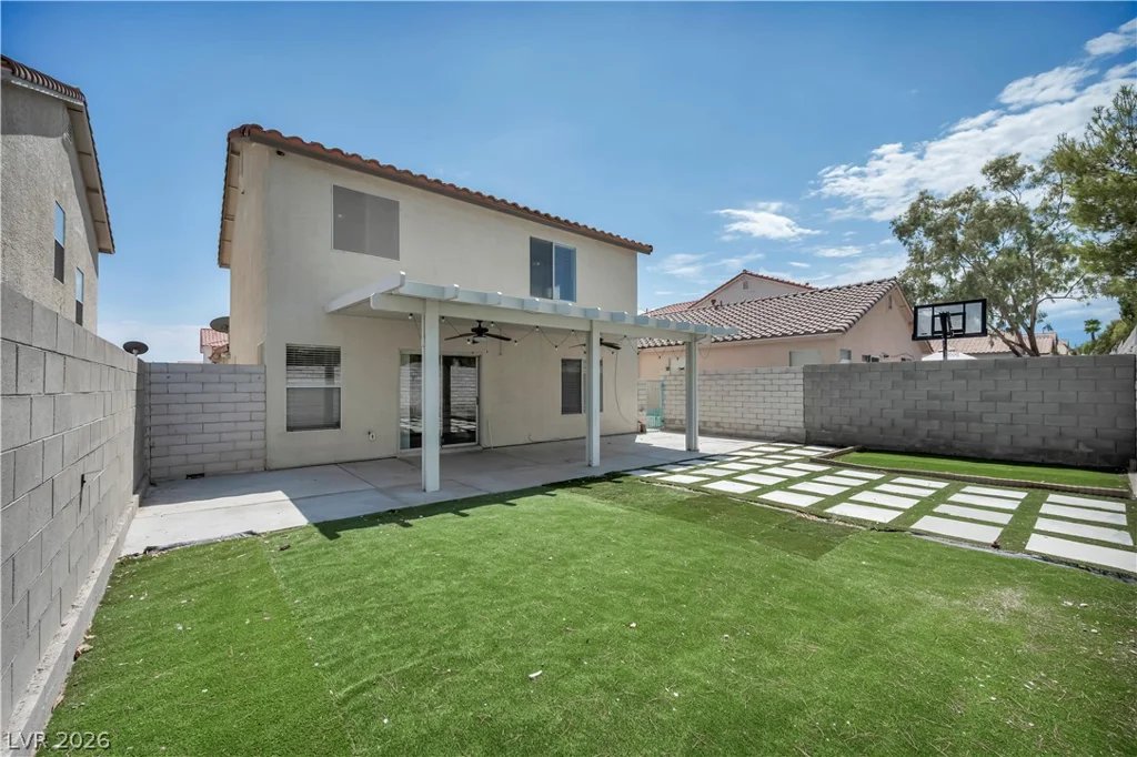8616 MAJESTIC PINE, Las Vegas, NV 89143