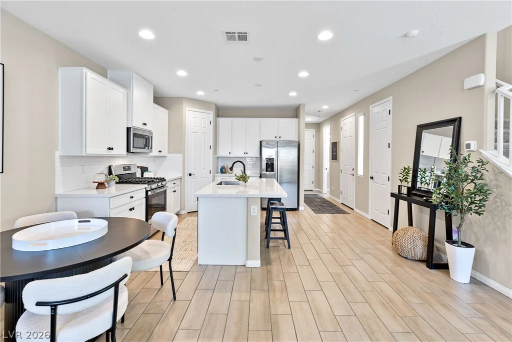 771 Aurora Vale, Henderson, NV 89011
