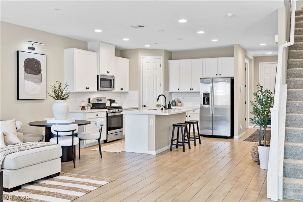 771 Aurora Vale, Henderson, NV 89011