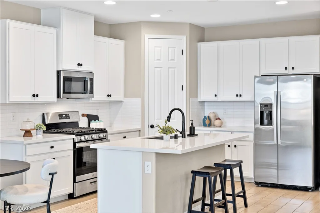 771 Aurora Vale, Henderson, NV 89011