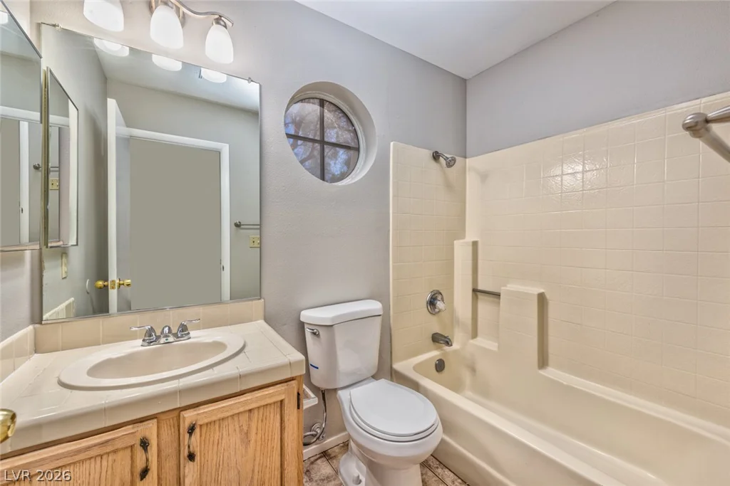 8661 Freeport, Las Vegas, NV 89117