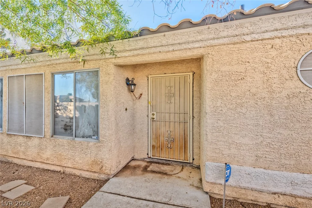 8661 Freeport, Las Vegas, NV 89117