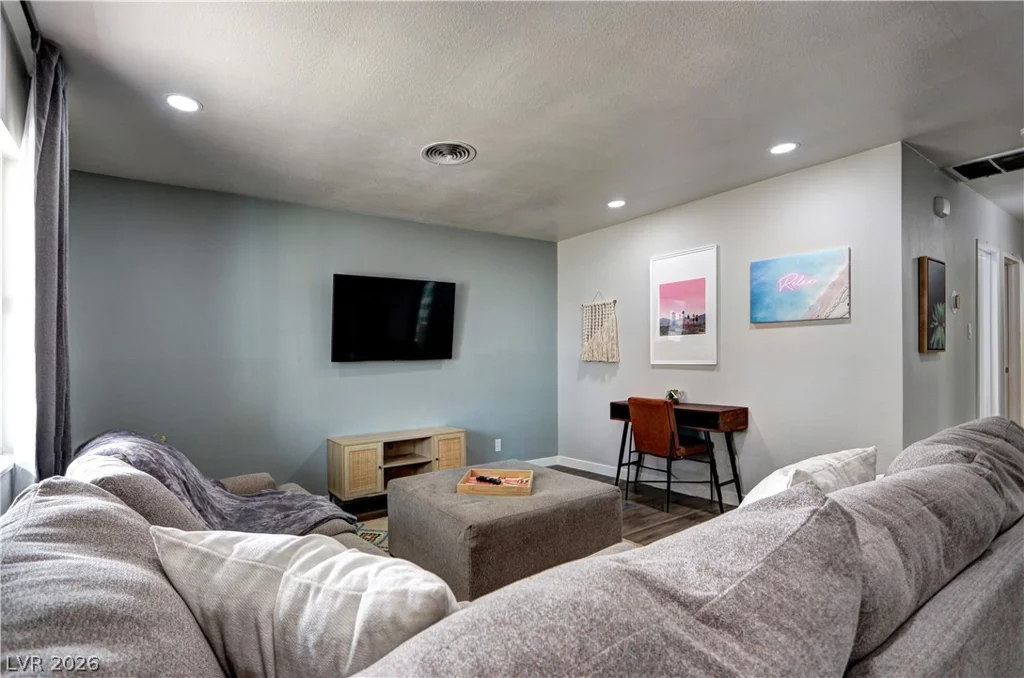 305 Ramsey, Las Vegas, NV 89107
