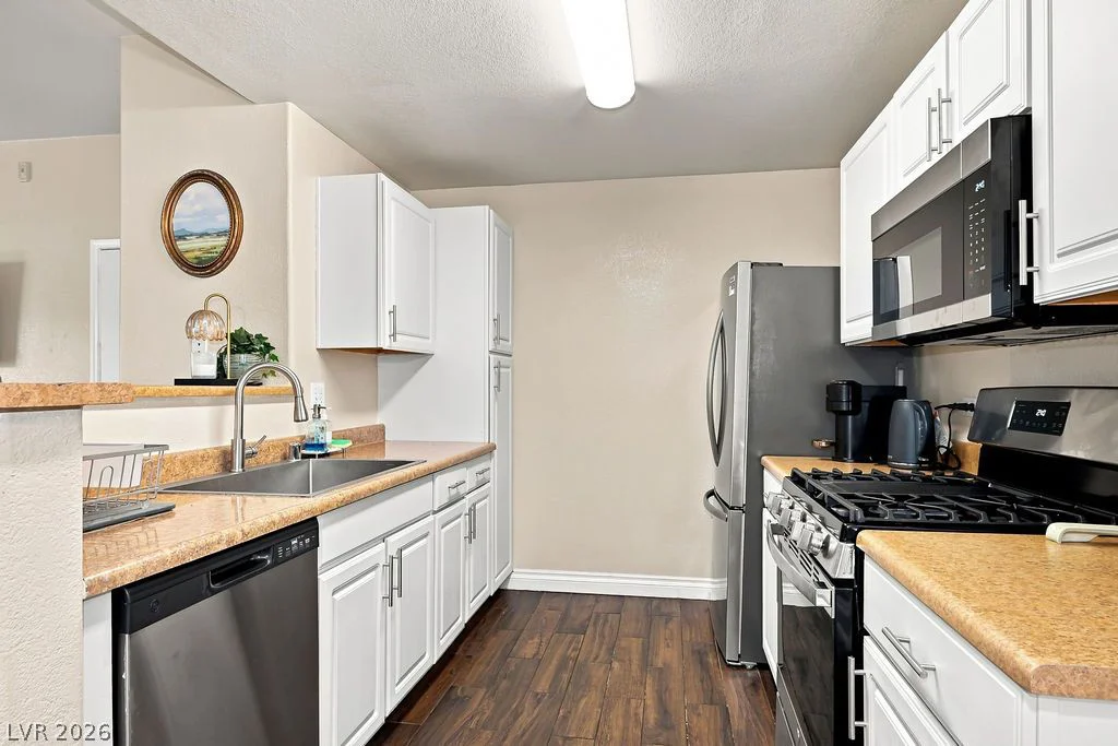 8250 Grand Canyon, Las Vegas, NV 89166