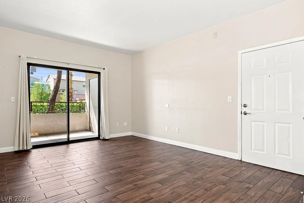 8250 Grand Canyon, Las Vegas, NV 89166