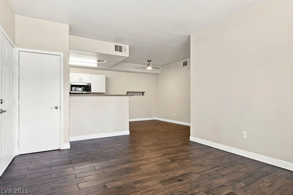 8250 Grand Canyon, Las Vegas, NV 89166