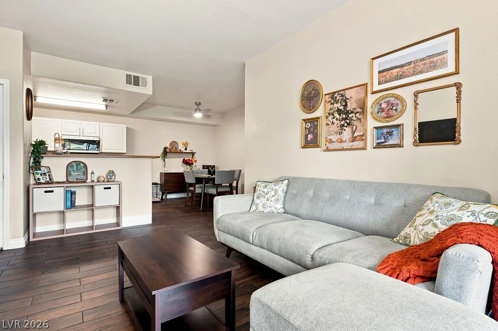 8250 Grand Canyon, Las Vegas, NV 89166