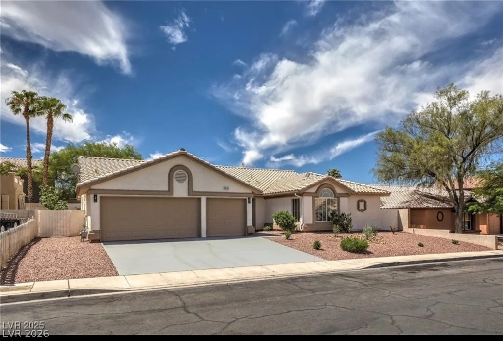 6435 Heatherton, Las Vegas, NV 89110