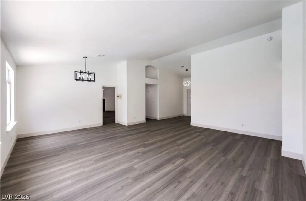 6435 Heatherton, Las Vegas, NV 89110