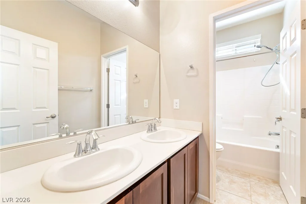 6303 Solomon Spring, Las Vegas, NV 89122