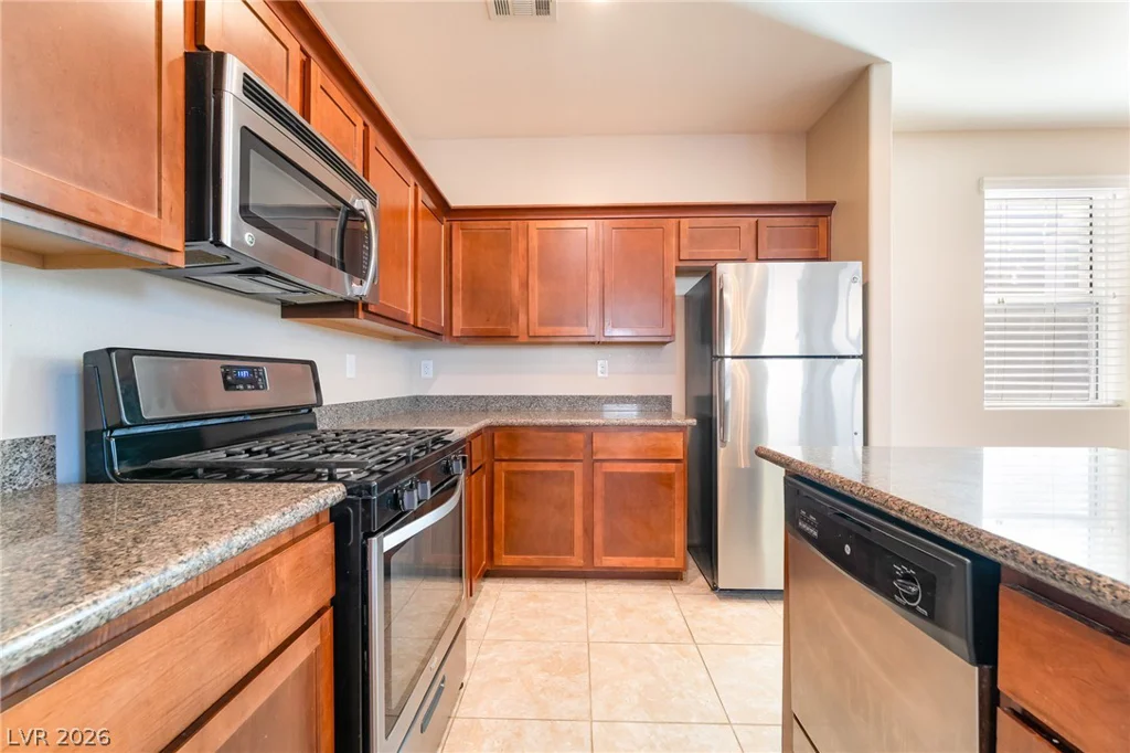 6303 Solomon Spring, Las Vegas, NV 89122