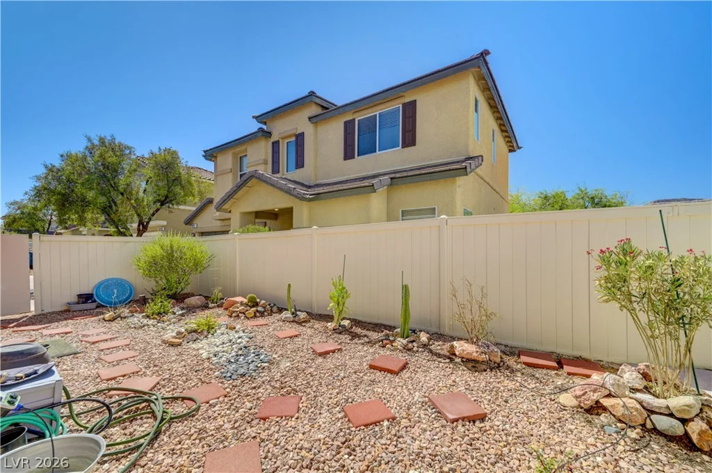 9941 Carrizo Springs, Las Vegas, NV 89148
