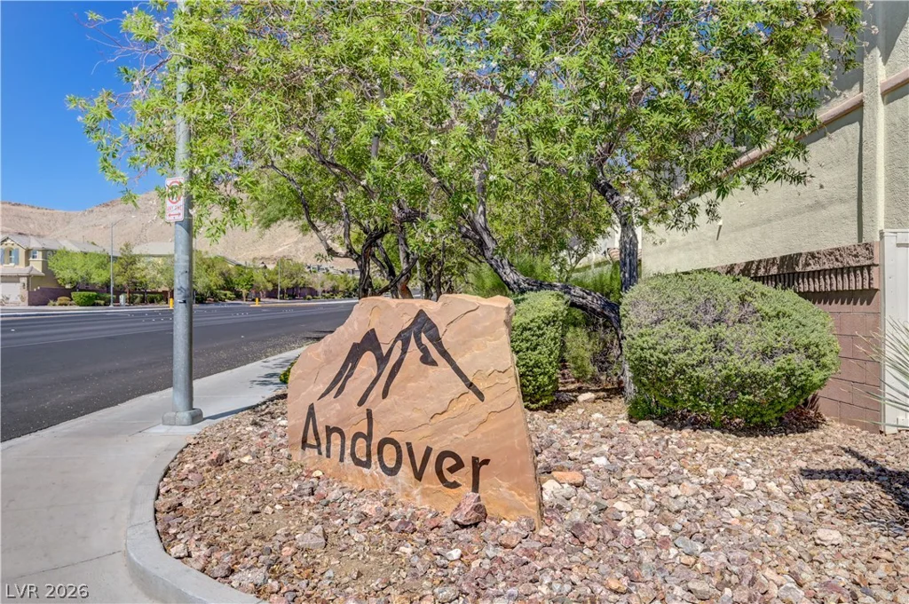 9941 Carrizo Springs, Las Vegas, NV 89148
