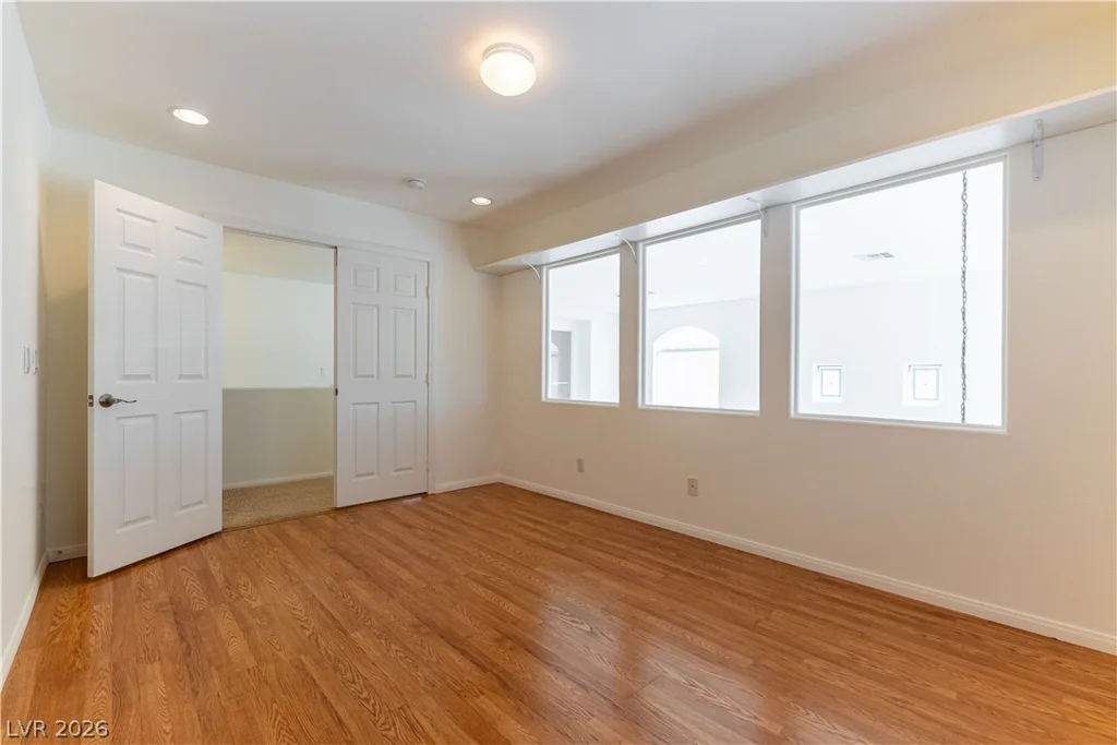 8700 Wild Diamond, Las Vegas, NV 89143