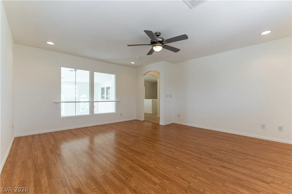 8700 Wild Diamond, Las Vegas, NV 89143