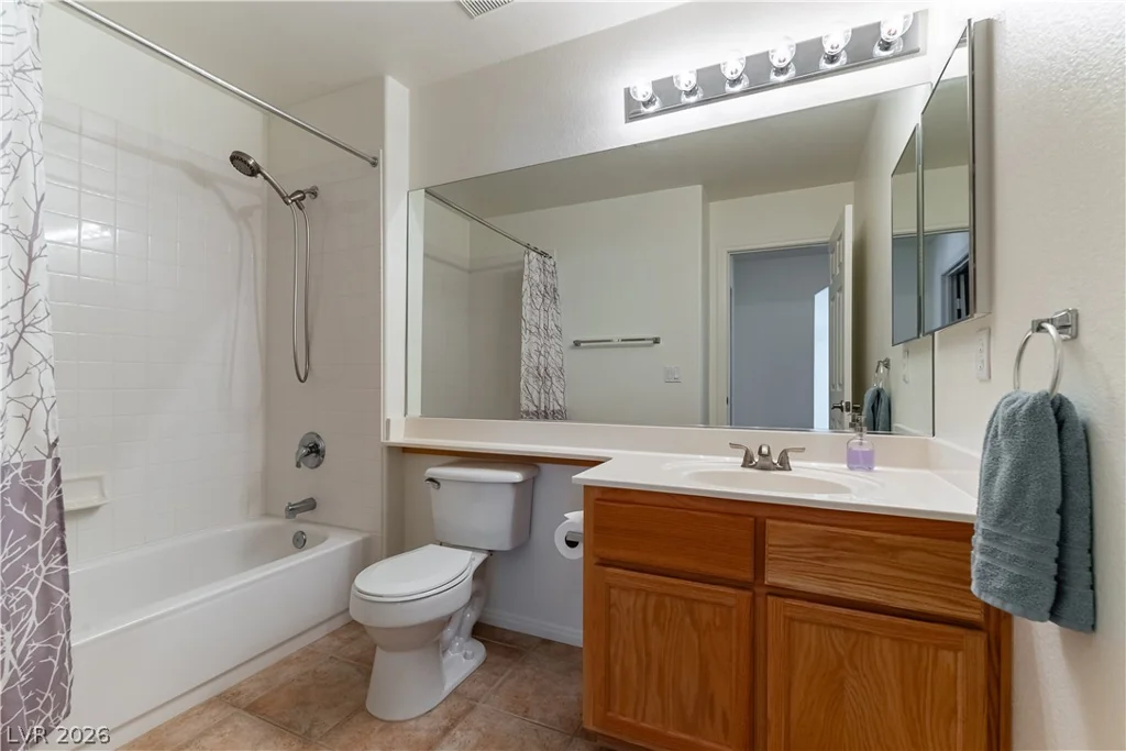 8700 Wild Diamond, Las Vegas, NV 89143