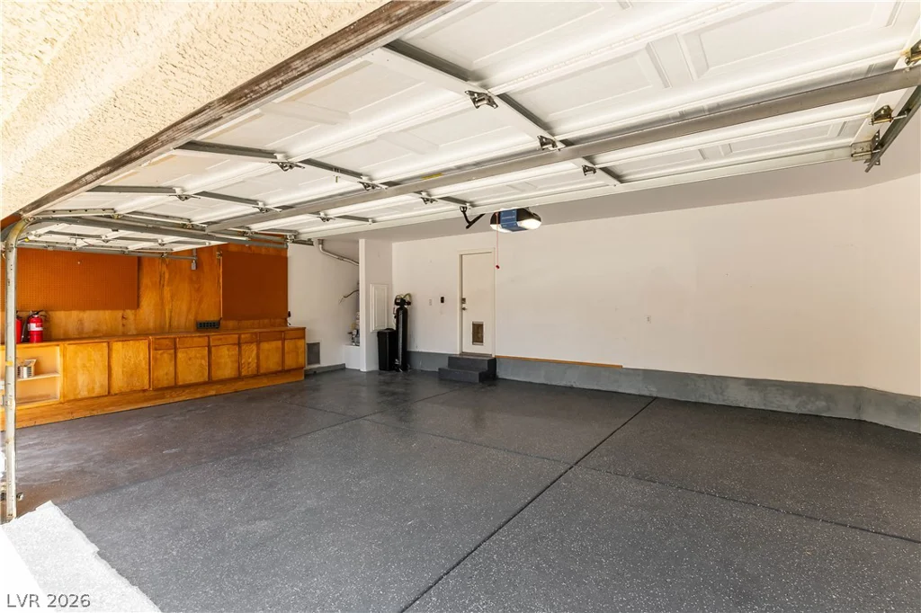 8700 Wild Diamond, Las Vegas, NV 89143