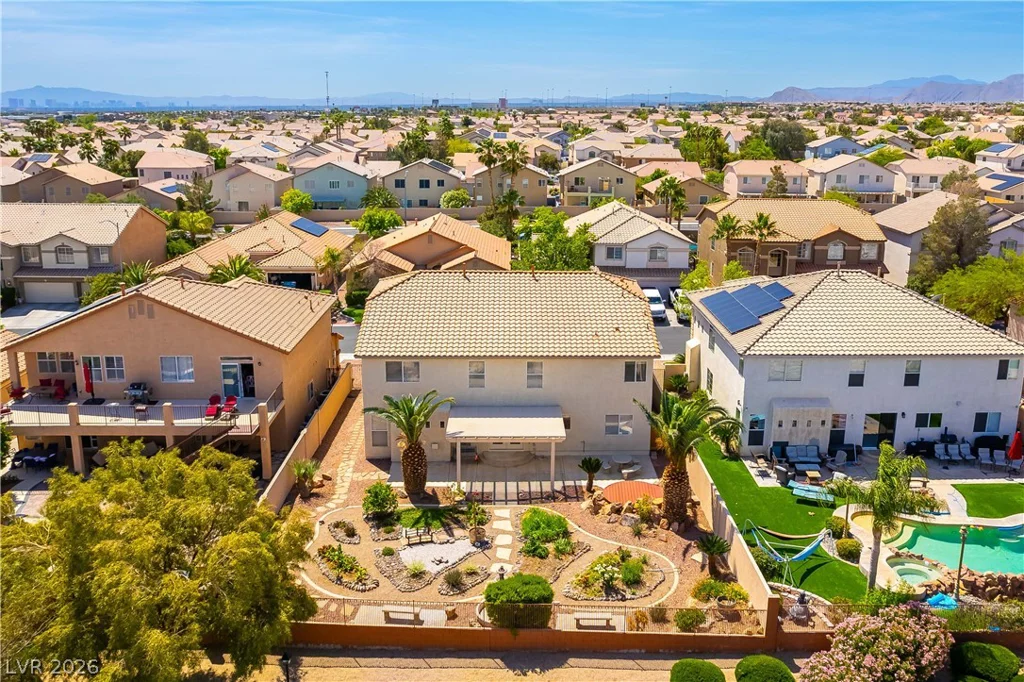 8700 Wild Diamond, Las Vegas, NV 89143