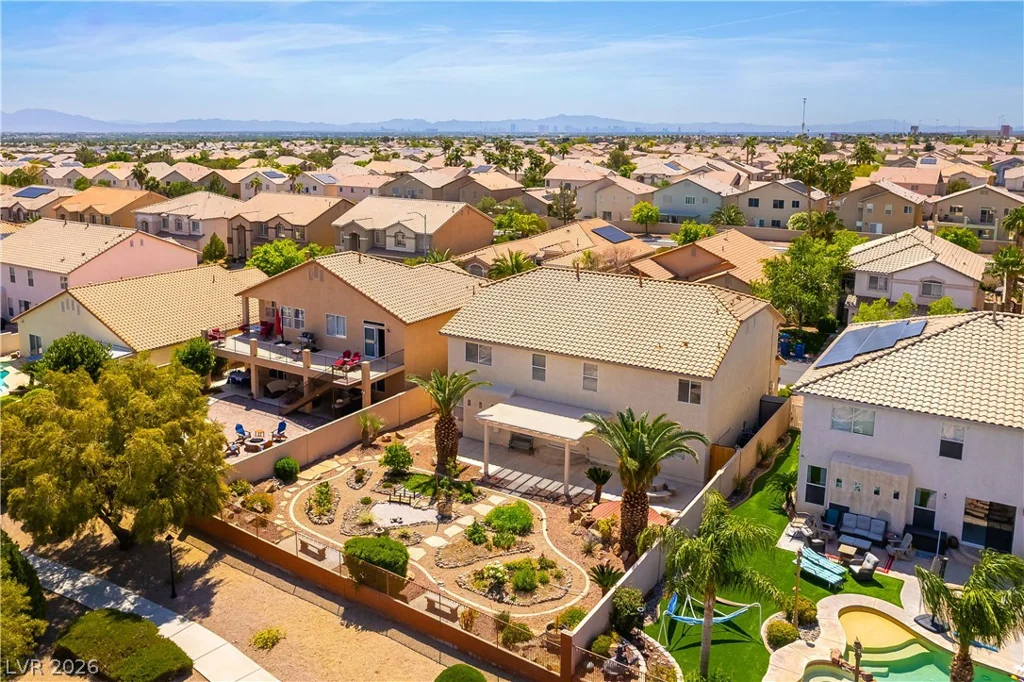 8700 Wild Diamond, Las Vegas, NV 89143