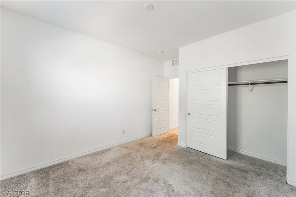 2915 Overlook Brook, Las Vegas, NV 89156