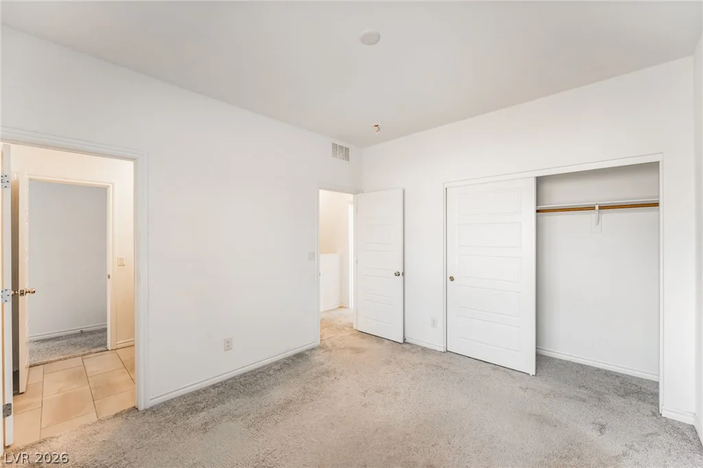 2915 Overlook Brook, Las Vegas, NV 89156