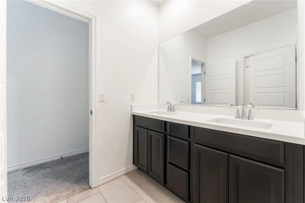 2915 Overlook Brook, Las Vegas, NV 89156
